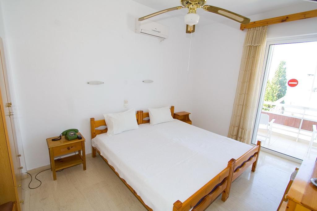 Valkaniotis Apartments Loutra Edipsou  Exterior foto