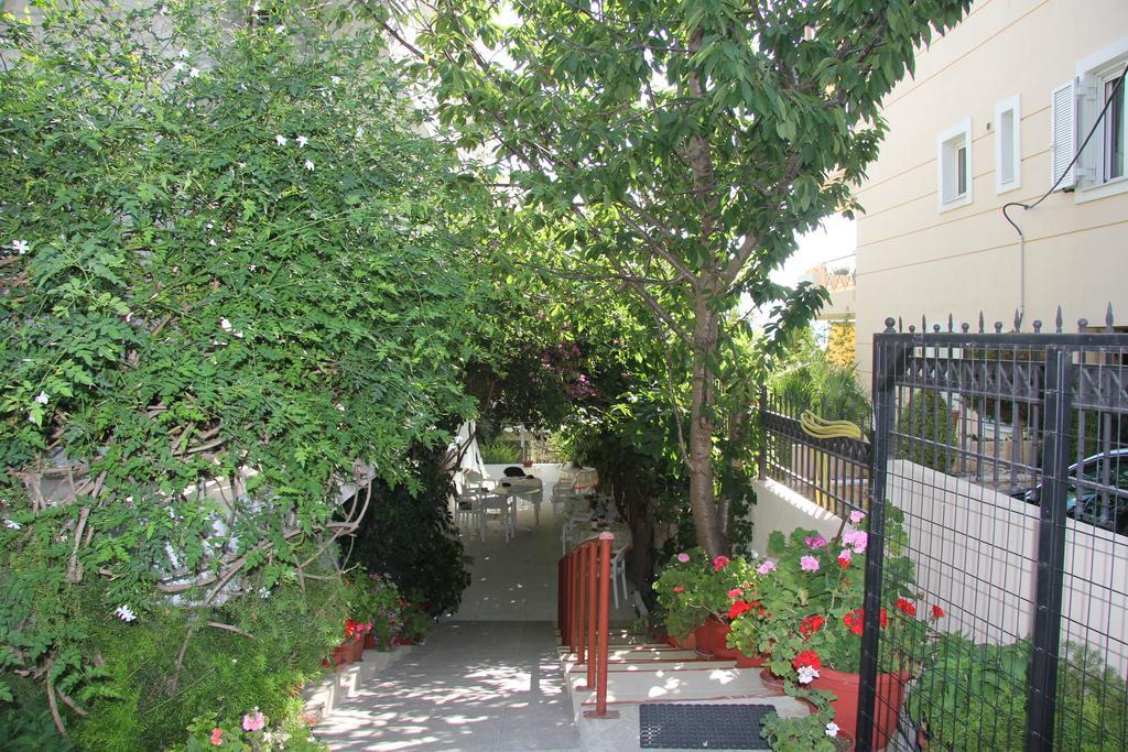 Valkaniotis Apartments Loutra Edipsou  Exterior foto